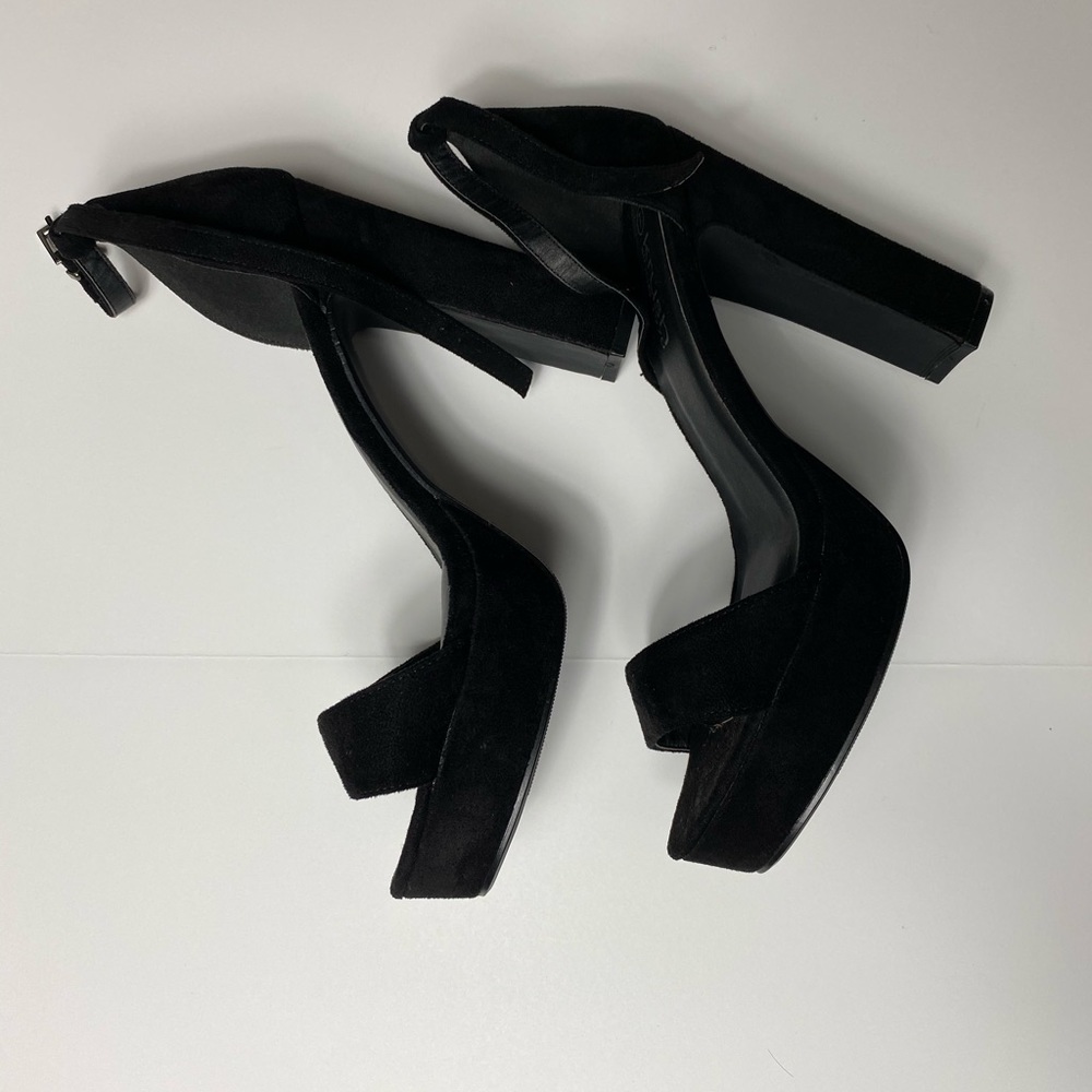 Black heels size 9 - Picture 5 of 7